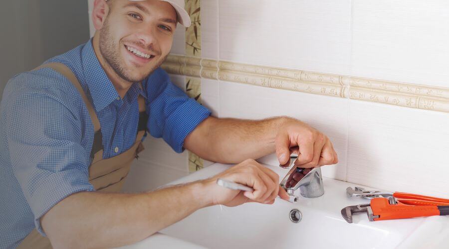 Professional clogged drains services in Yale, SD